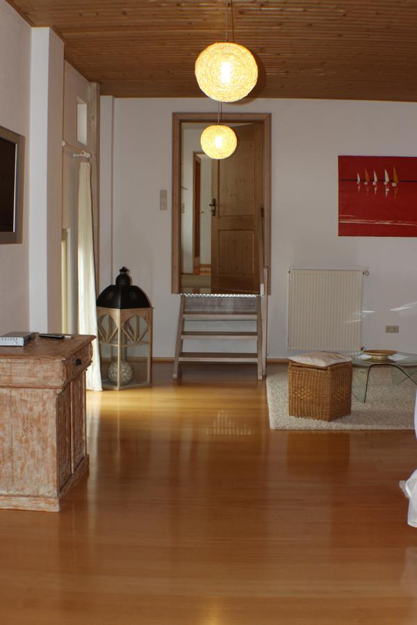 Vivo-Vino Bed and Breakfast Weisenheim am Sand Εξωτερικό φωτογραφία
