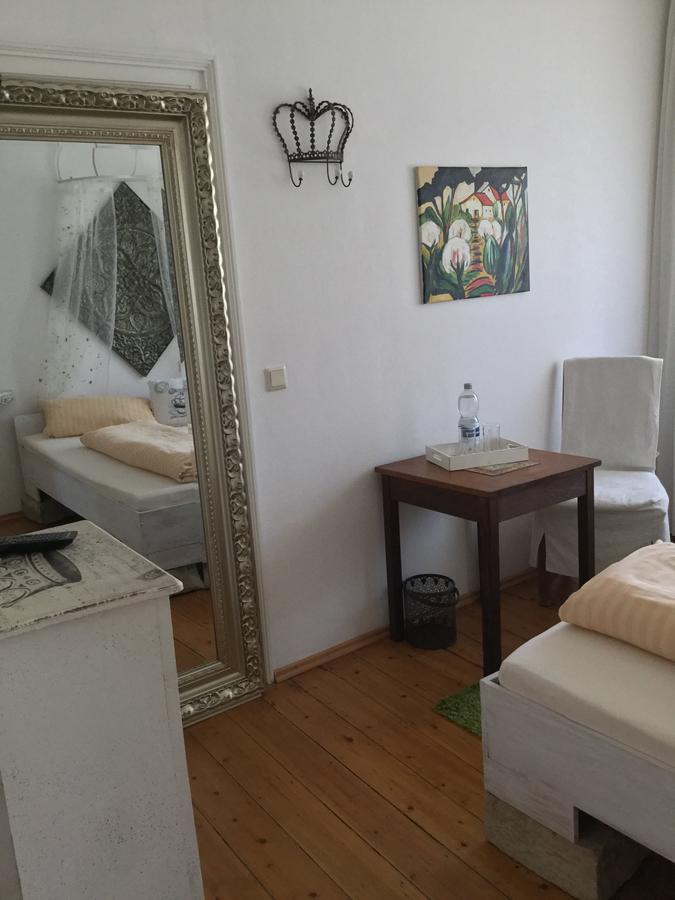 Vivo-Vino Bed and Breakfast Weisenheim am Sand Εξωτερικό φωτογραφία